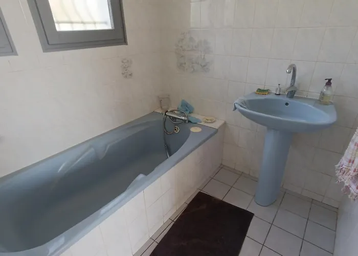 Du Moulin Vers La فيلة *